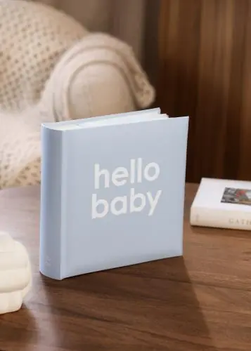 Reducere de preț Album pentru bebeluși Hello Baby Albastru - 200 de fotografii în format 10x15 cm