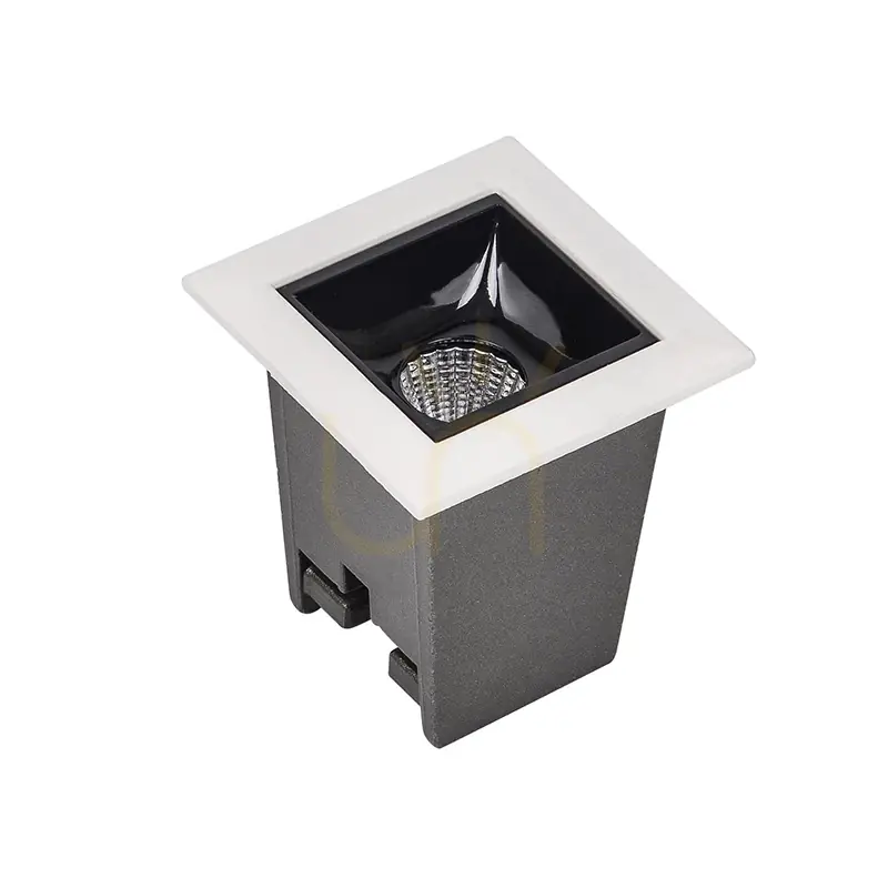 Disponibil imediat Spot încastrat LED 3W alb ZAMBELIS