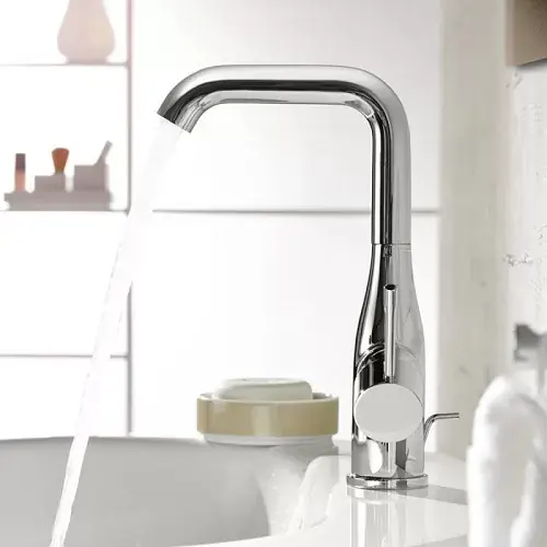Retur ușor Baterie lavoar monocomanda marimea L GROHE seria ESSENCE 32628001