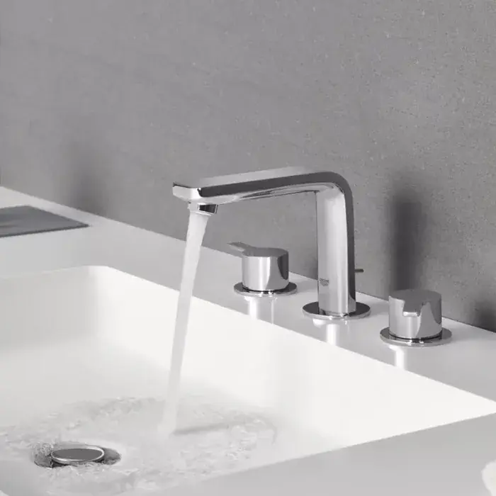 Disponibil imediat Baterie lavoar dubla comanda Grohe seria Lineare 20304001