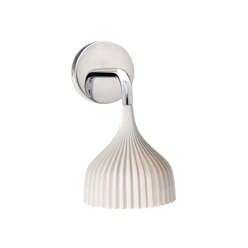 Cumpără online E‘ Aplică de Perete White - Kartell
