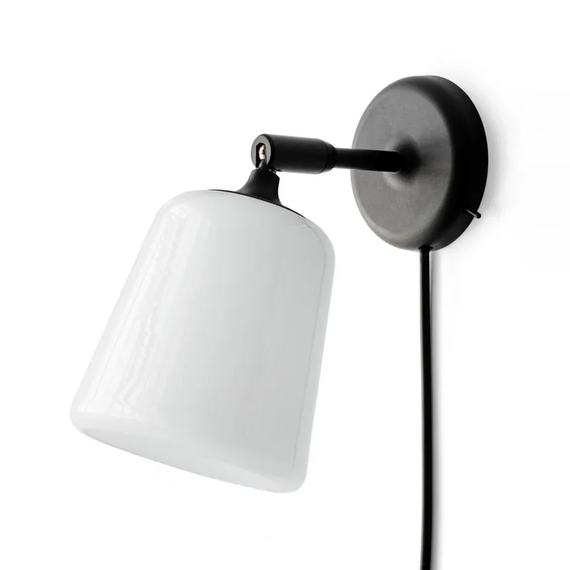 Reducere extra Material Aplică de Perete White Opal Glass - New Works