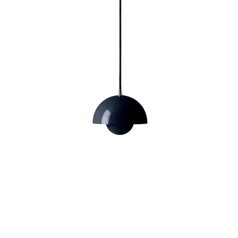 Cumpără online Lampă suspendată Flowerpot VP10, Ø 16 cm, albastru oțel - &TRADITION