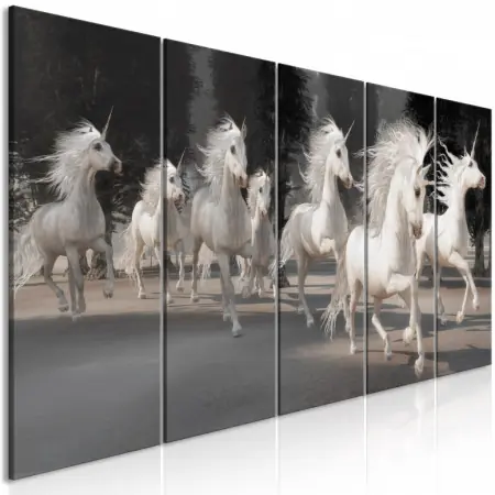 Tablou - Unicorns Run (5 Parts) Narrow 200x80 cm Livrare expres