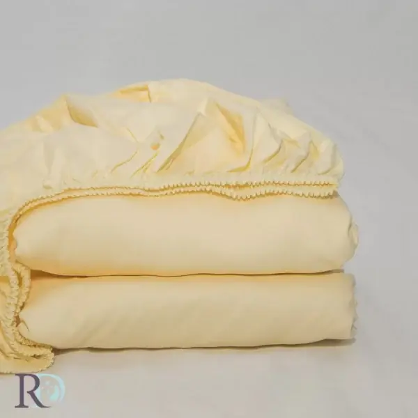 Cearceaf cu elastic, 100% bumbac, tesatura satin, galben, Roxyma Dream Bestseller