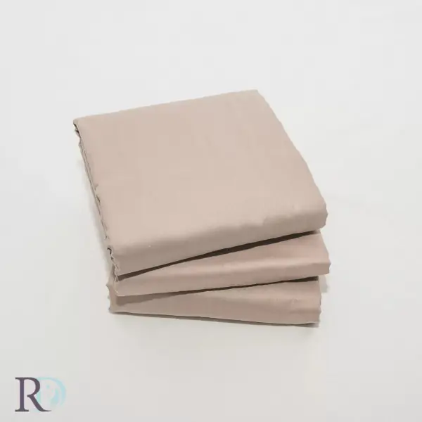 Cearceaf de pat, 100% bumbac, tesatura satin, maro deschis, Roxyma Dream Ieftin