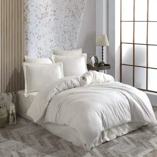 Lenjerie de pat, 100% bumbac, tesatura satin, pat 2 persoane, crem, Diamond Damasc Promoție