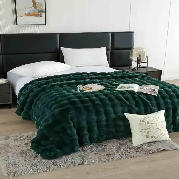 Jo-Jo Home, Patura din blanita artificiala de iepure, 200x230 cm, verde inchis, cu fermoar, PBIF-04 Ieftin