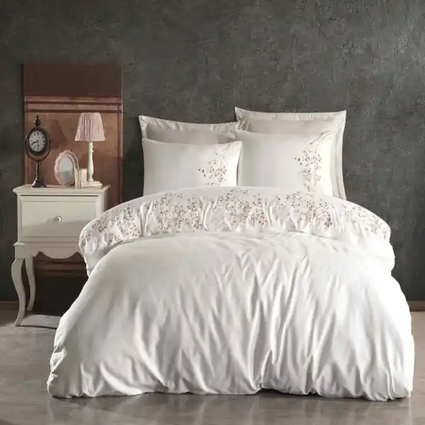 Dantela Vita, Lenjerie de pat 2 persoane, cu broderie, bumbac satinat, 6 piese, crem / roz, Alya Doar azi