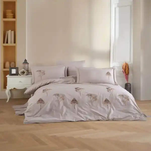 Dantela Vita, lenjerie de pat 2 persoane, cu broderie, bumbac poplin, 6 piese, bej, Jovia Nu rata