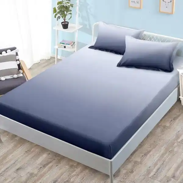 Calitate înaltă Husa de pat cu elastic si 2 fete de perna, tesatura tip finet, pat 2 persoane, albastru inchis, G-241