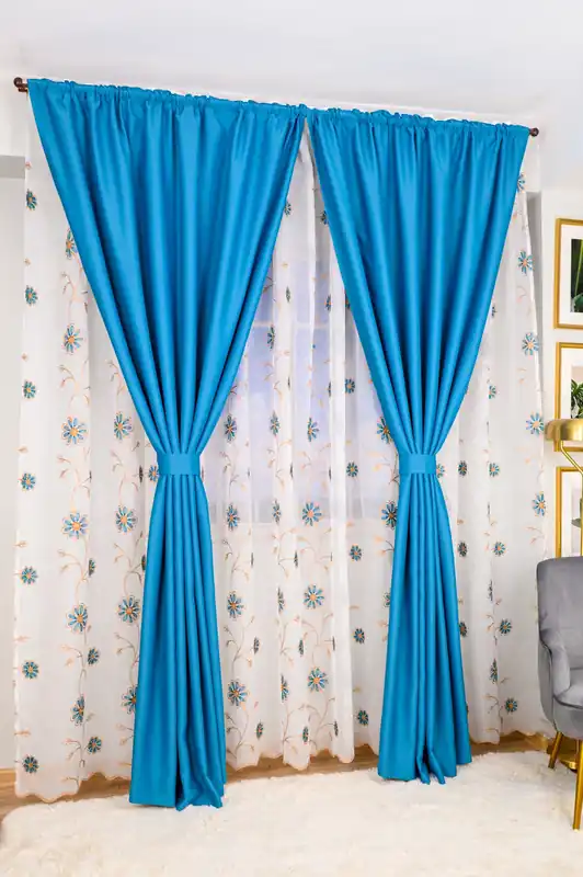 Ofertă exclusivă Set Kozani - Perdea Flori de Dor Turcoaz cu Crem si Draperie Blackout Turcoaz Elegant