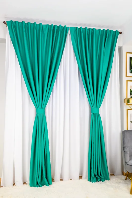 Set Xenia - Perdea din Matase Alba si Draperie Blackout Verde Diamond Preț redus