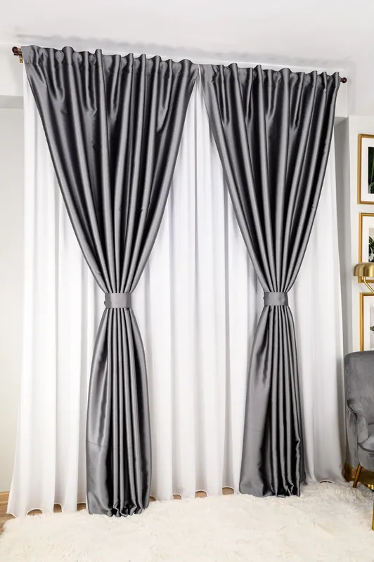 Set Maya - Perdea Matase Alba Nobila si Draperie Blackout 100% Perfect Gri Titanium Metalizat Ofertă specială
